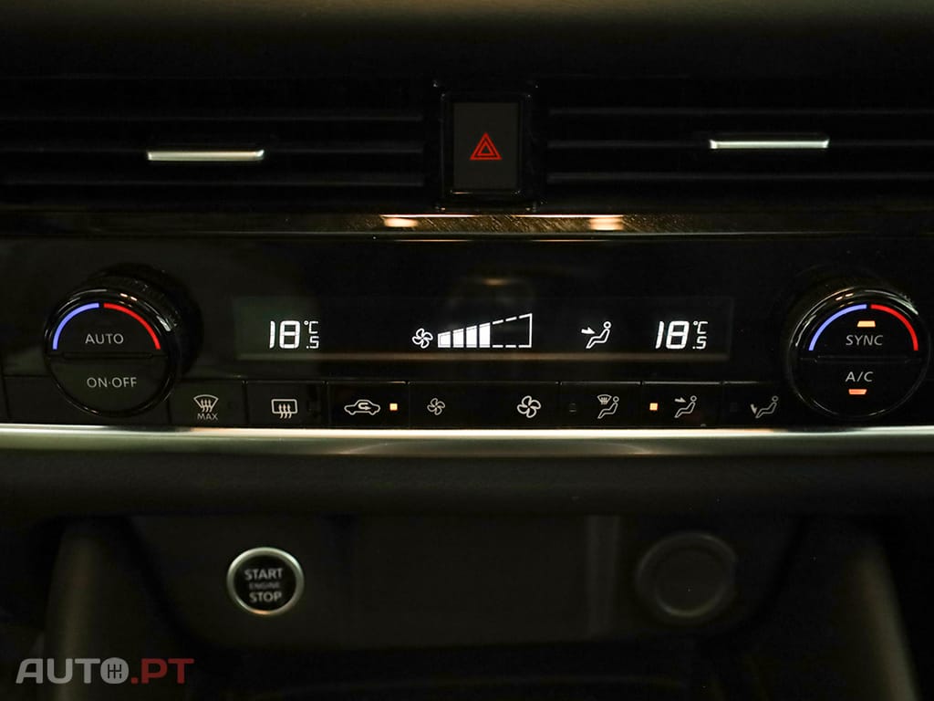 Nissan Qashqai Qashqai 1.3 DIG-T N-Connecta