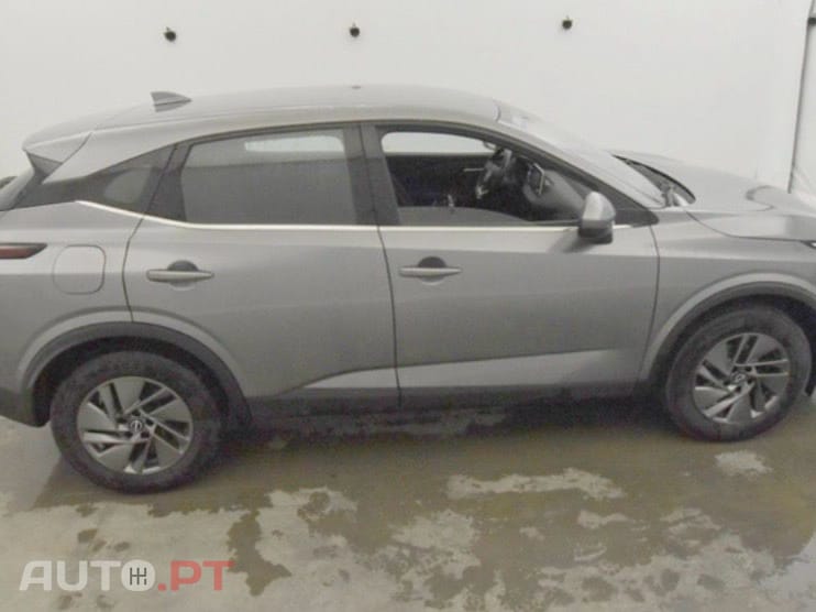 Nissan Qashqai 1.3 Mild Hybrid Business