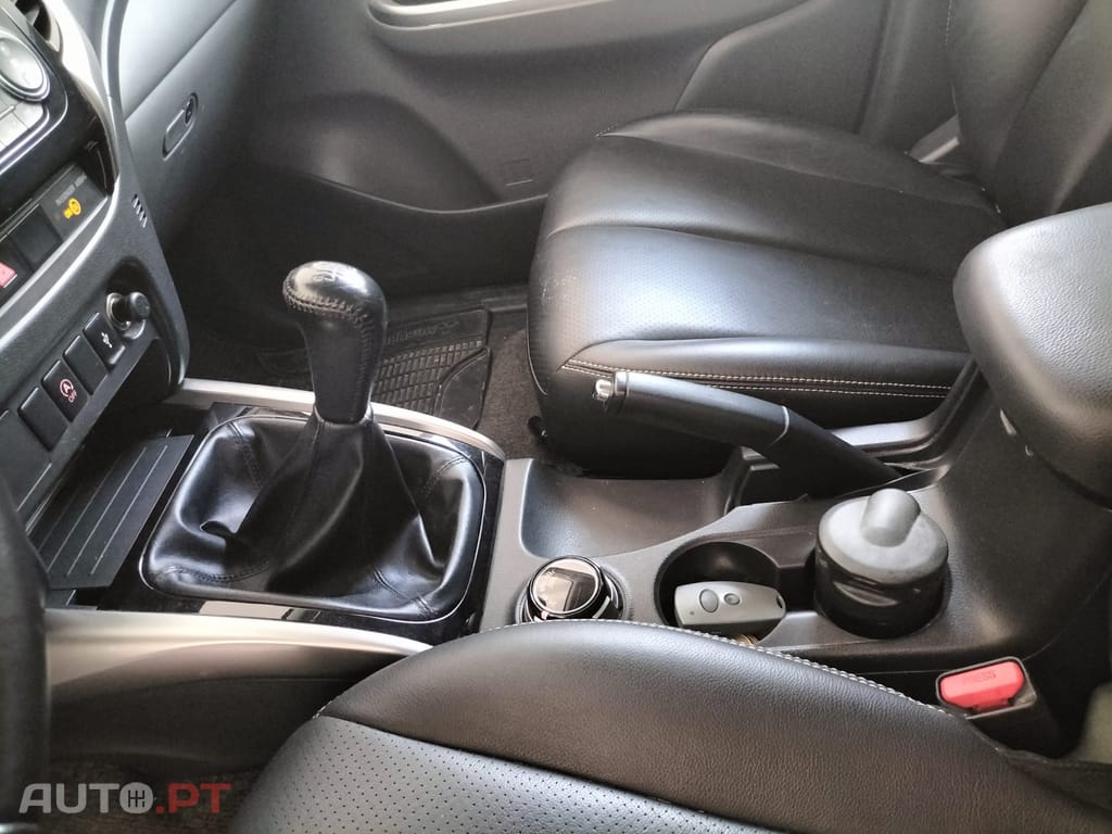 Mitsubishi L200 l200 sport