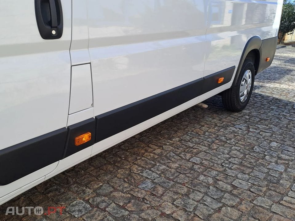 Fiat Ducato DUCATO Maxi 35 XLH3 (17m3) 2.2 Multijet 180cv