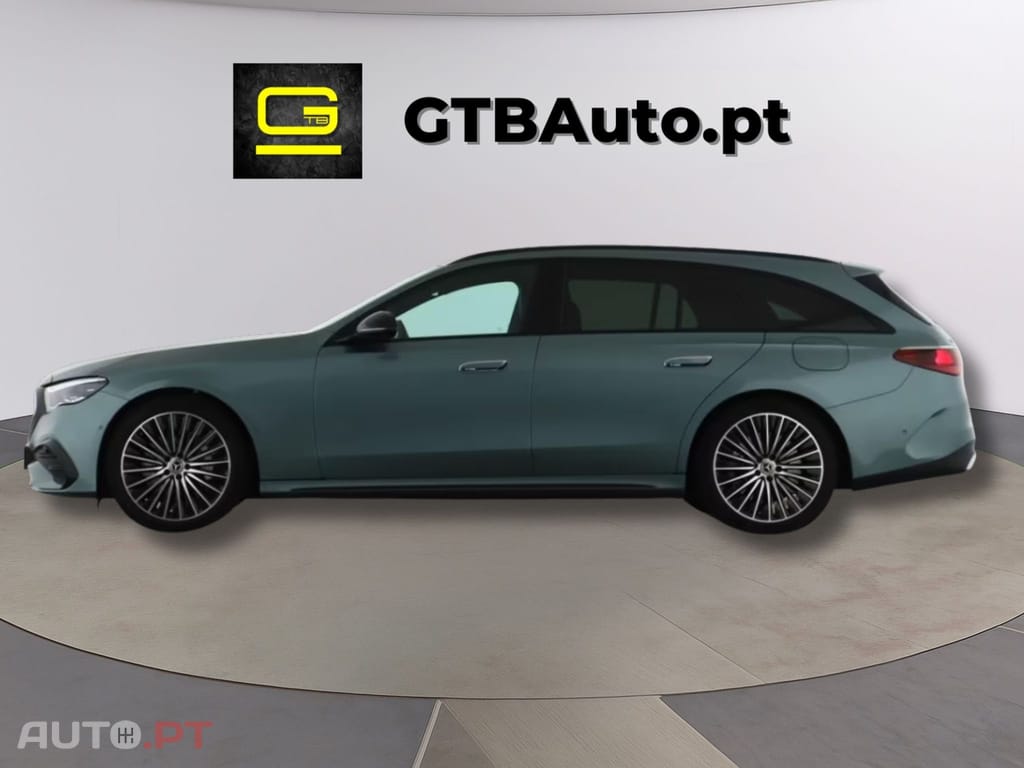 Mercedes-Benz E 300 de T AMG Pack Night I.V.A DEDUTIVEL 