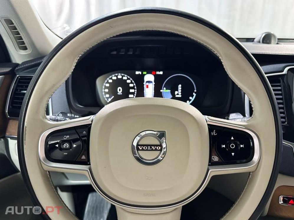 Volvo XC90 T8 AWD Twin Engine Geartronic Inscription