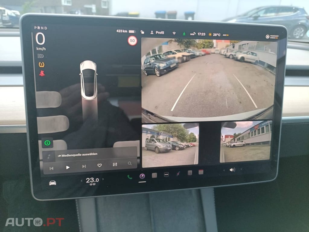 Tesla Model 3 Long Range AWD — fotografia 13