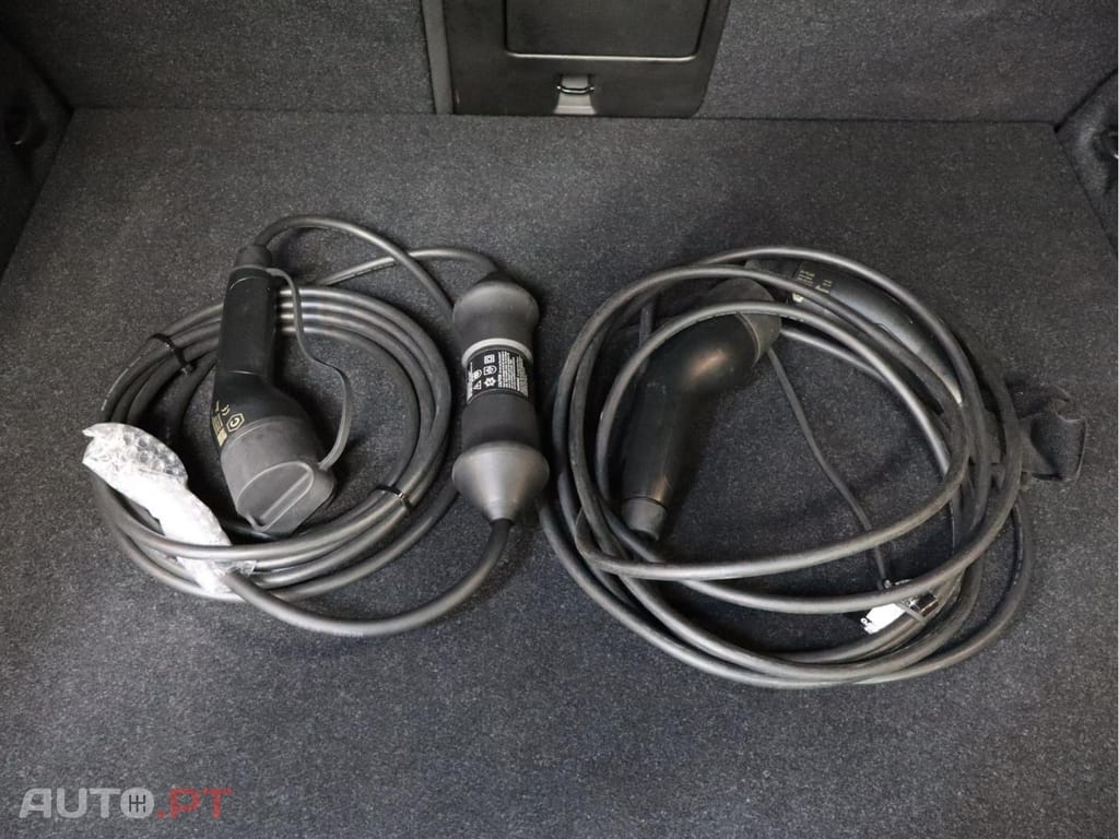 Volvo XC40 1.5 T4 PHEV Core