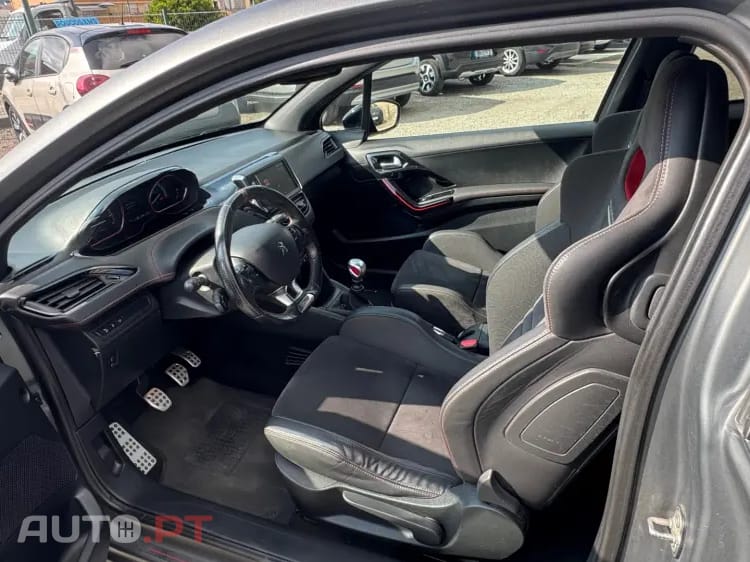 Peugeot 208 1.6 e-THP GTi by Sport