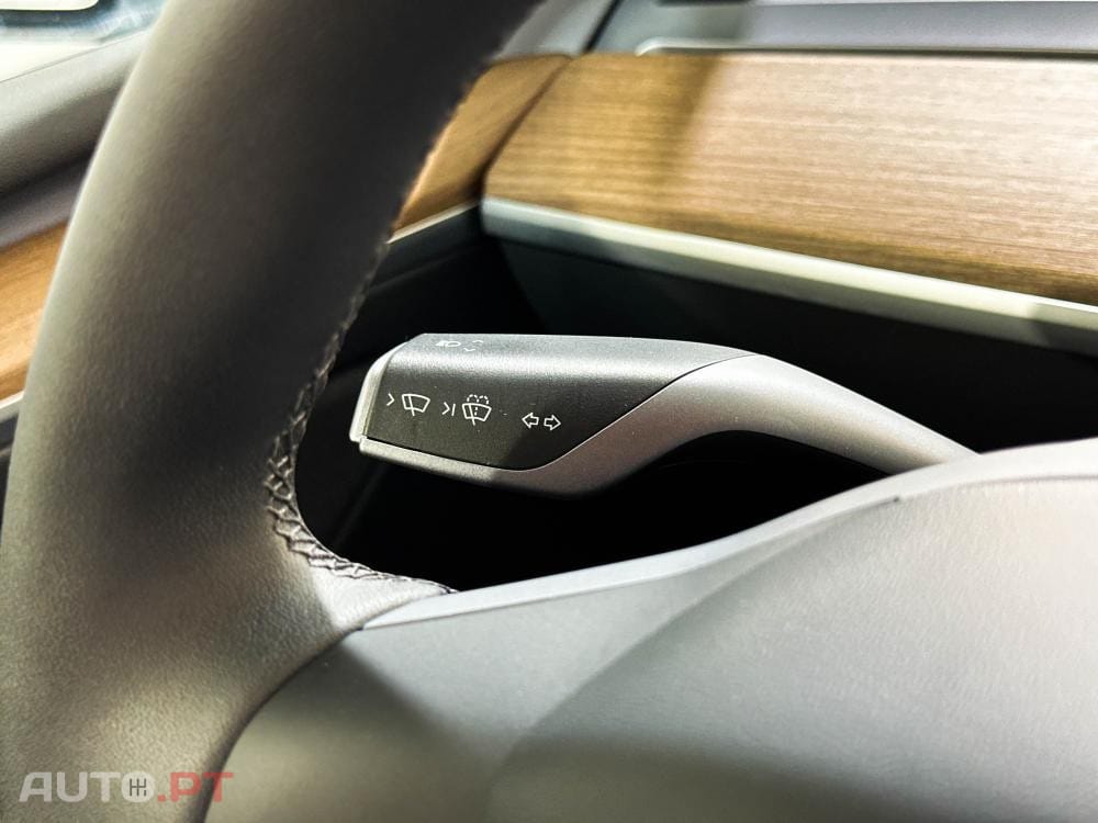 Tesla Model Y Long Range Dual Motor AWD