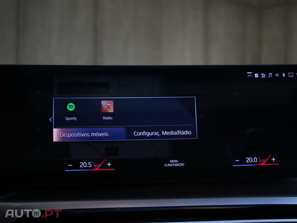 BMW 330 e Touring Pack Desportivo M Auto