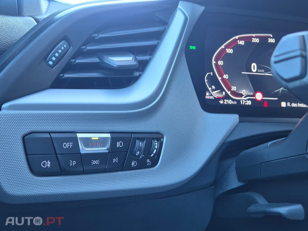 BMW 216 d Auto 