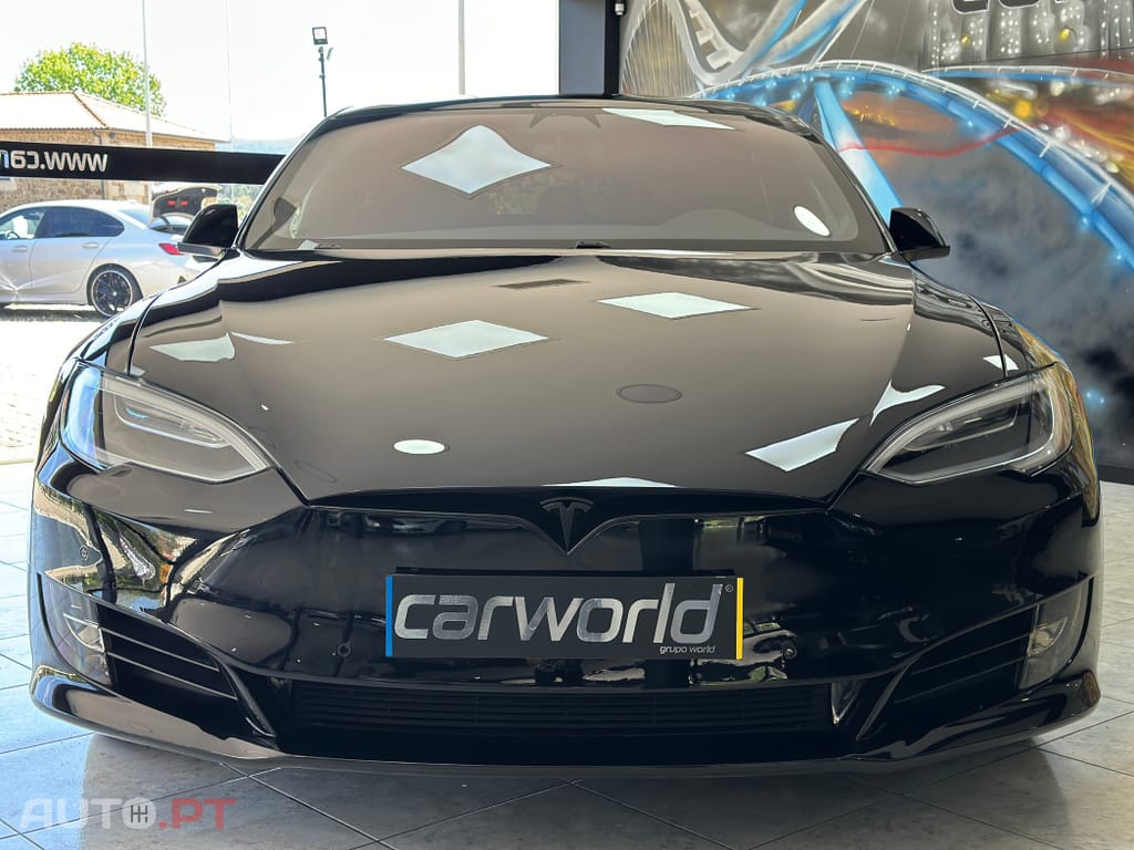 Tesla Model S Standard Range
