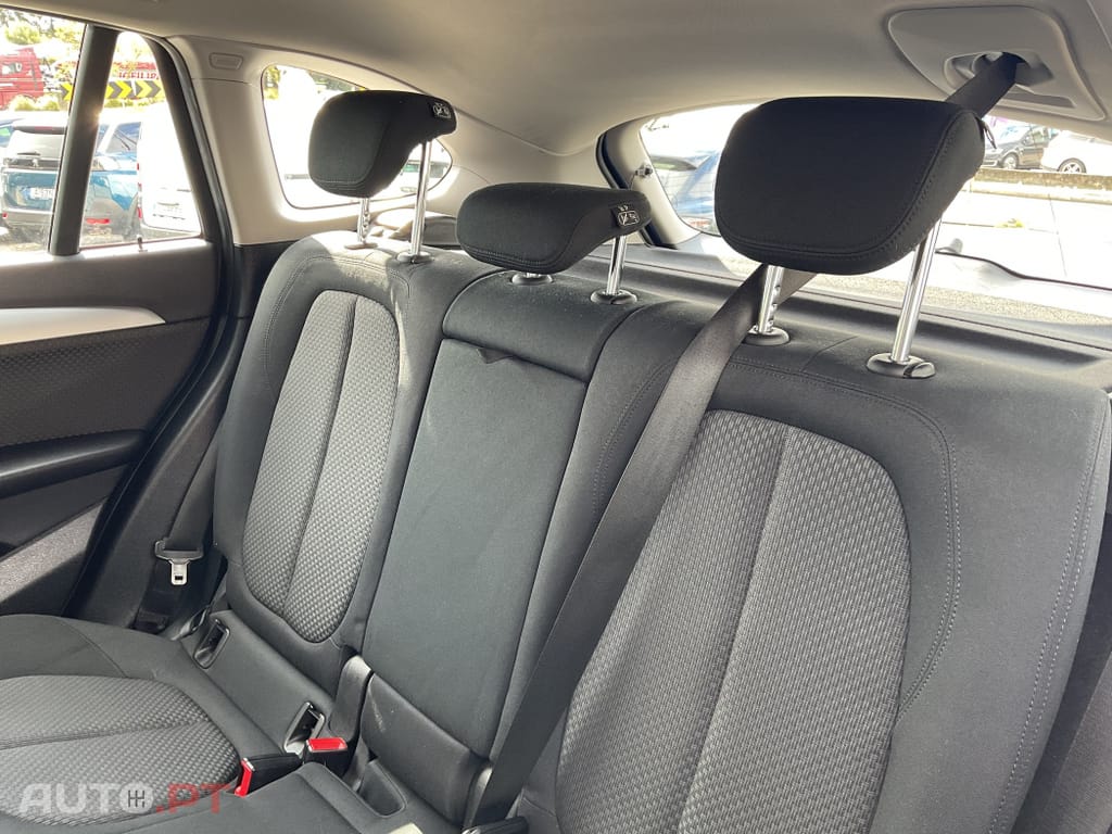 BMW X1 16 d sDrive Auto