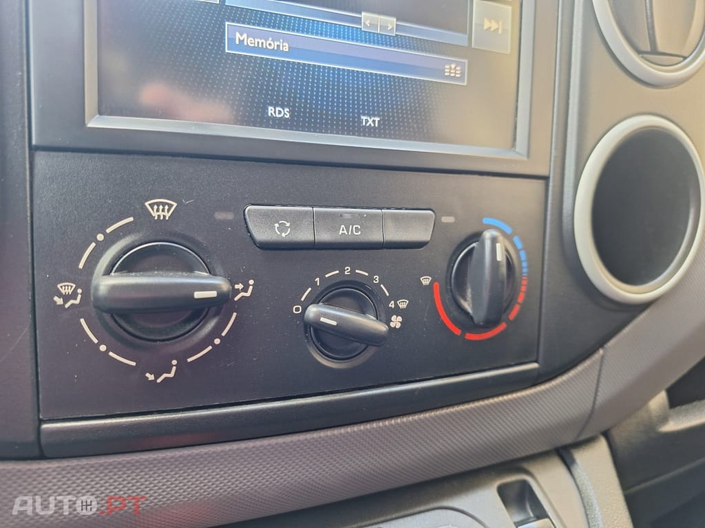 Peugeot Partner 1.6 HDi L1 Premium Automática