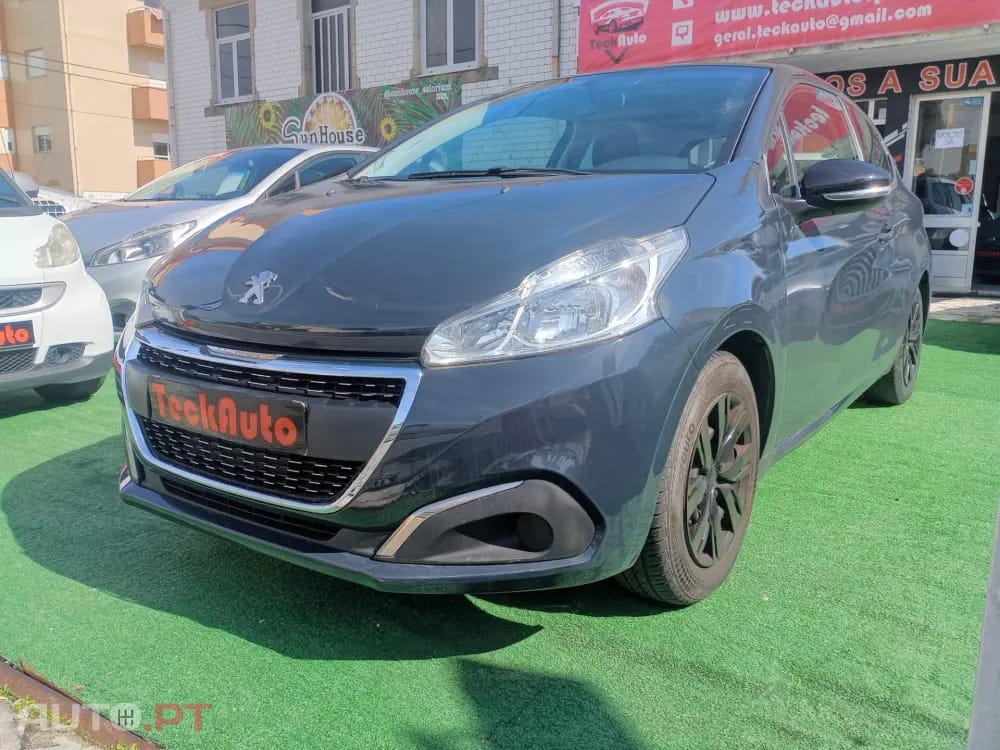 Peugeot 208 PureTech 82 Winter Edition