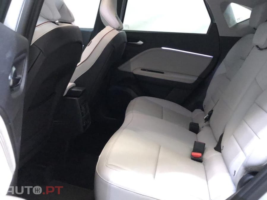 Renault Captur E-Tech Initiale Paris