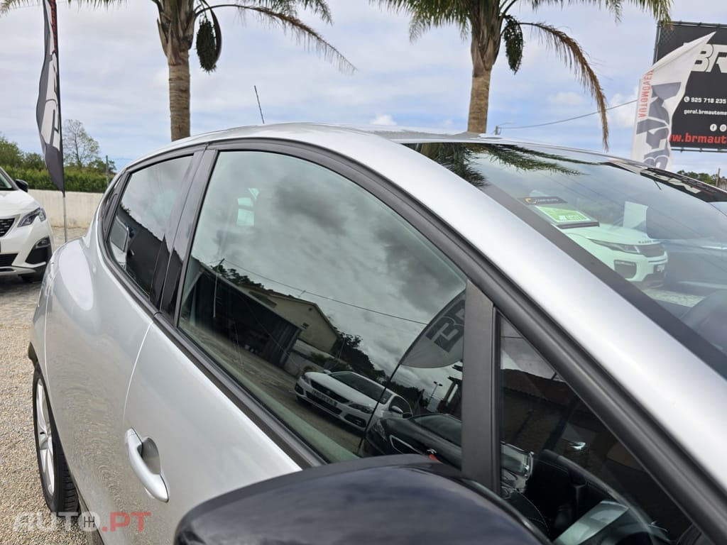 Renault Clio 1.5 dCi Limited