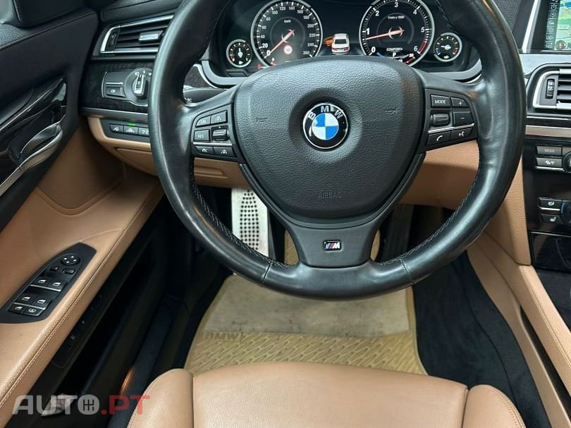 BMW 730 d xDrive Pack M