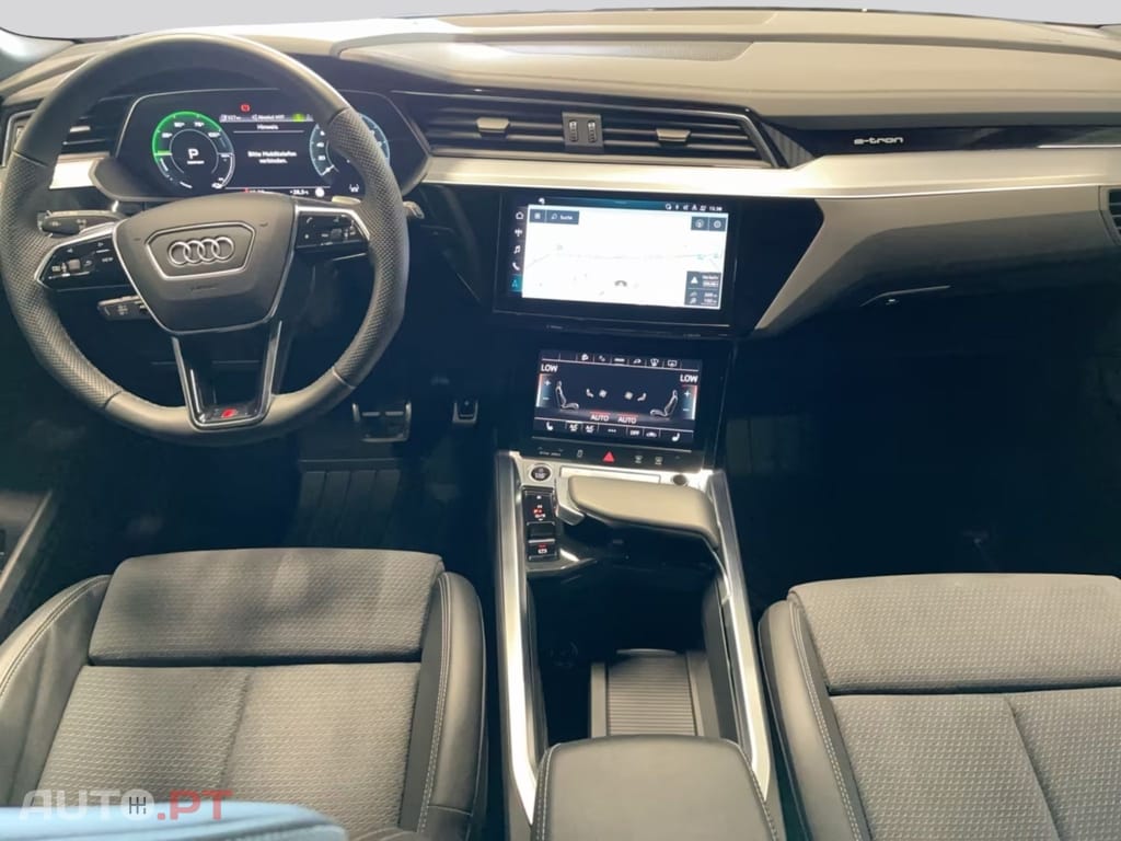 Audi Q8 E-Tron I.V.A DEDUTIVEL 50 quattro advanced