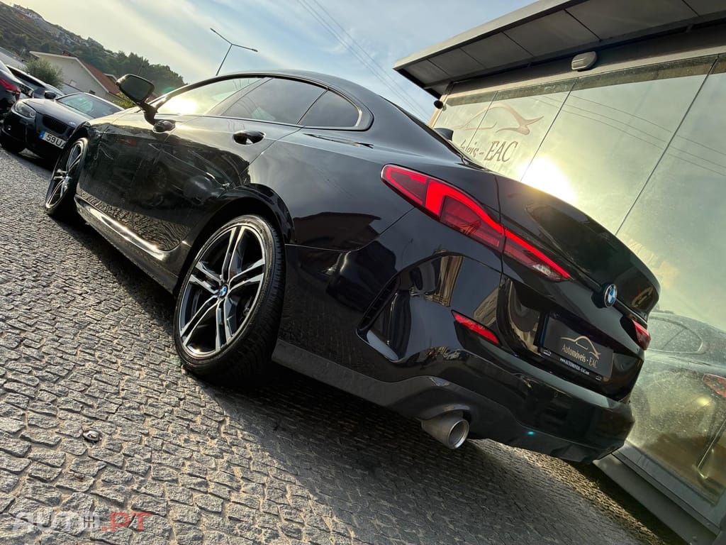 BMW 216 d Pack Desportivo M