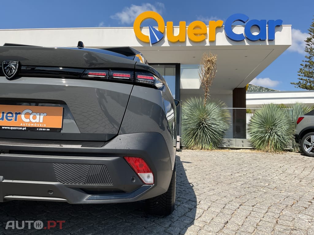 Peugeot 408 1.2 PureTech Allure EAT8