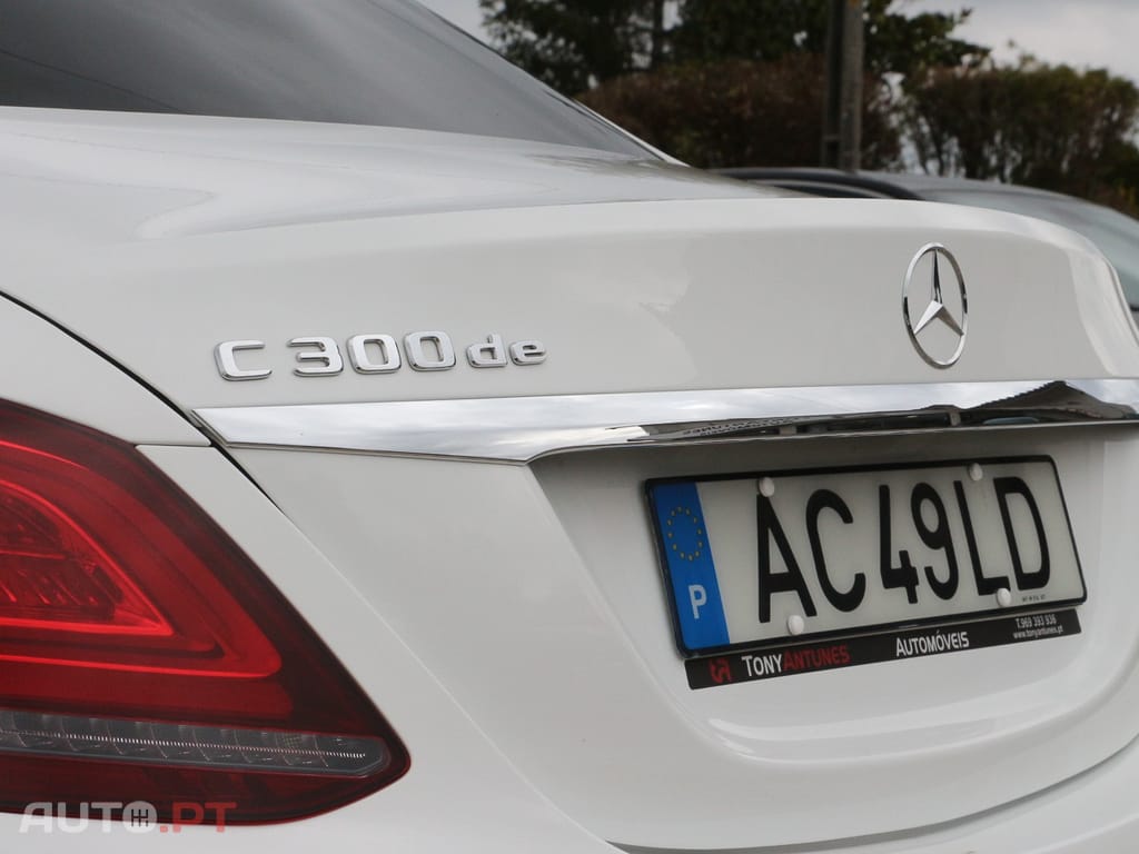 Mercedes-Benz C 300 de AMG Line