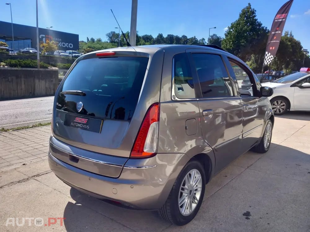 Lancia Musa 1.3 16V M-jet Platino S&S