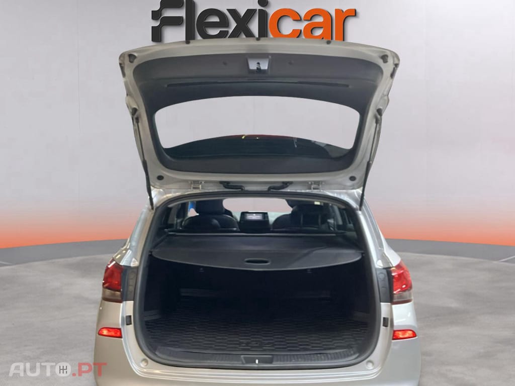 Hyundai i30 CW 1.6 CRDI 110 COMFORT PLUS