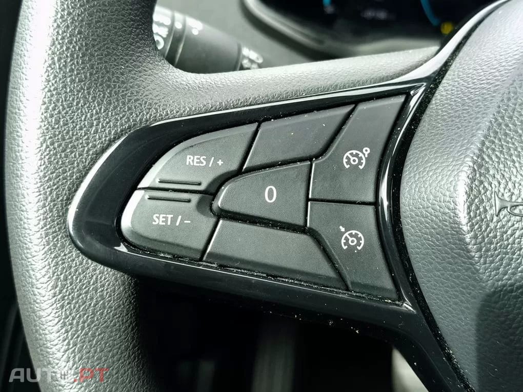 Renault Zoe (c/ Bateria) EV 50 110hp Equilibre