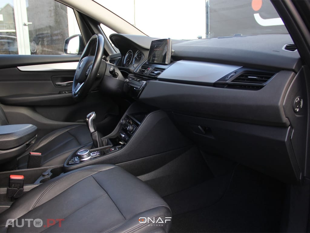 BMW 216 Active Tourer Advantage