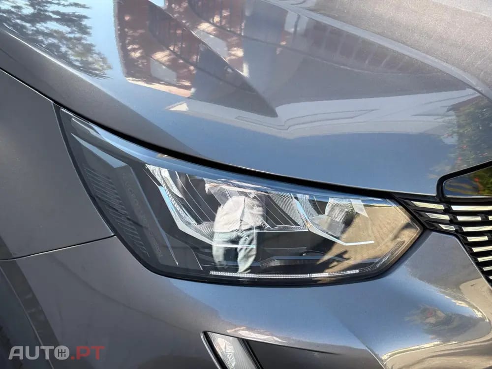 Peugeot 2008 1.2 PureTech Allure