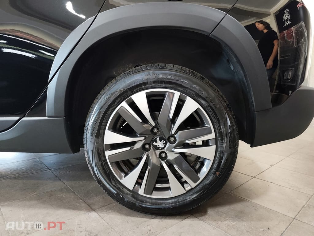 Peugeot 2008 1.6 BlueHDi Crossway