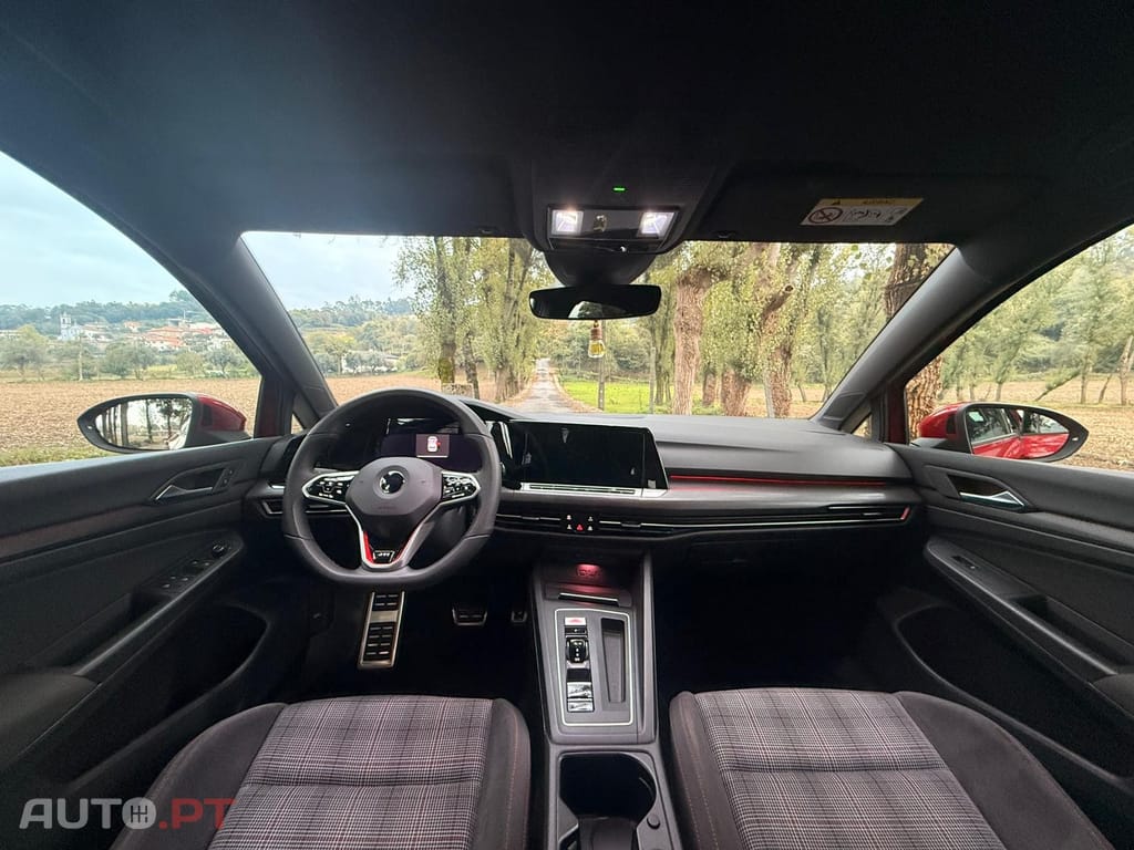 Volkswagen Golf 2.0 TSI GTI DSG