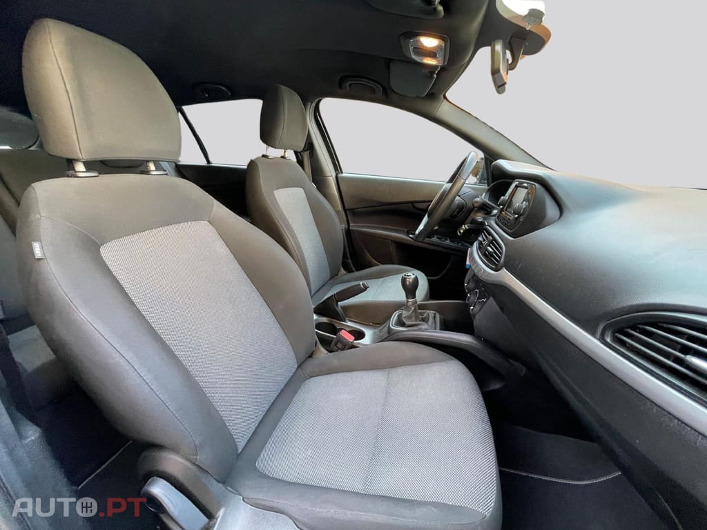 Fiat Tipo 1.3 M-Jet Street