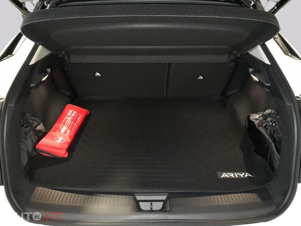 Nissan Ariya 87 kWh Evolve I.V.A DEDUTÍVEL 