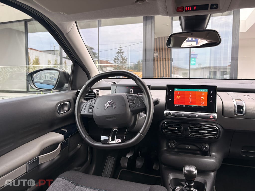 Citroen C4 Cactus 1.2 PureTech Shine