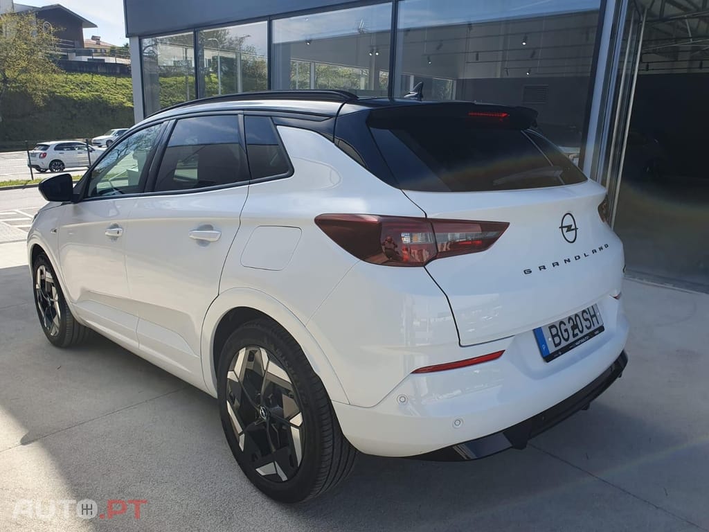 Opel Grandland (X) 1.6 T PHEV GSe