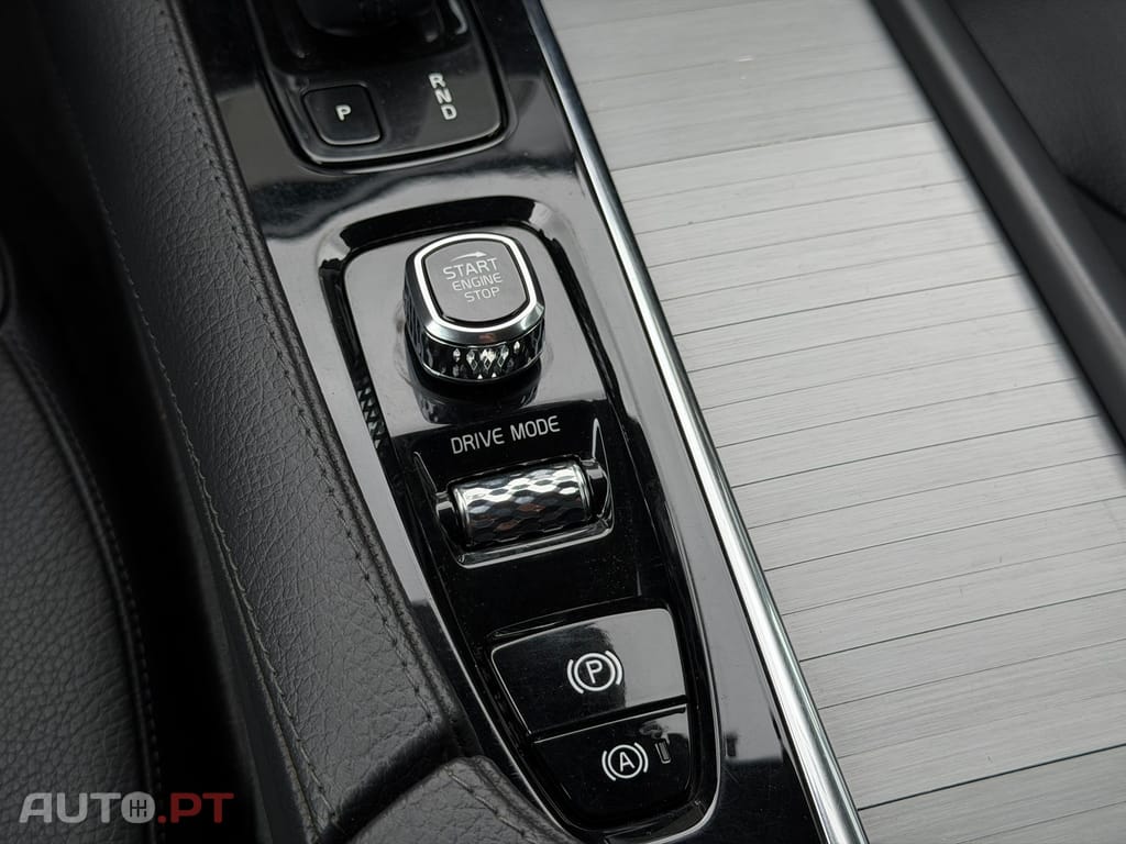 Volvo XC90 2.0 T8 PHEV Inscription Expression AWD