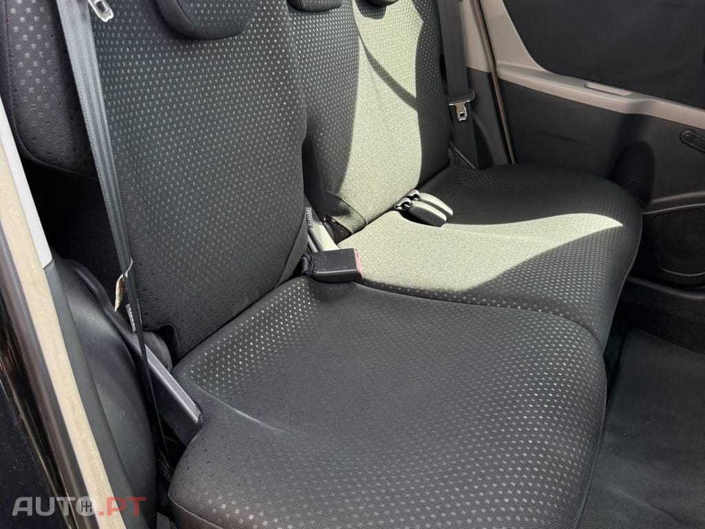 Toyota Yaris 1.0
