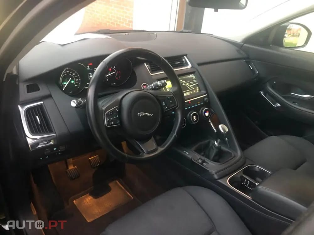 Jaguar E-Pace 2.0 i4D S
