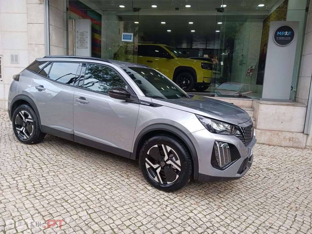 Peugeot E-2008 50 kWh Allure Pack