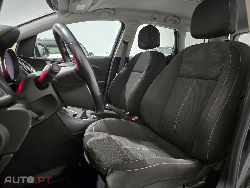 Opel Astra 1.6 CDTI Dynamic S/S