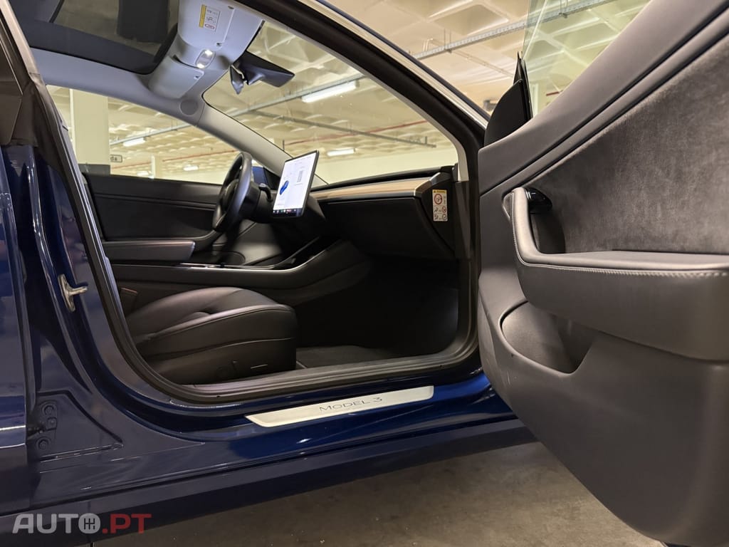 Tesla Model 3 AWD Dual Motor