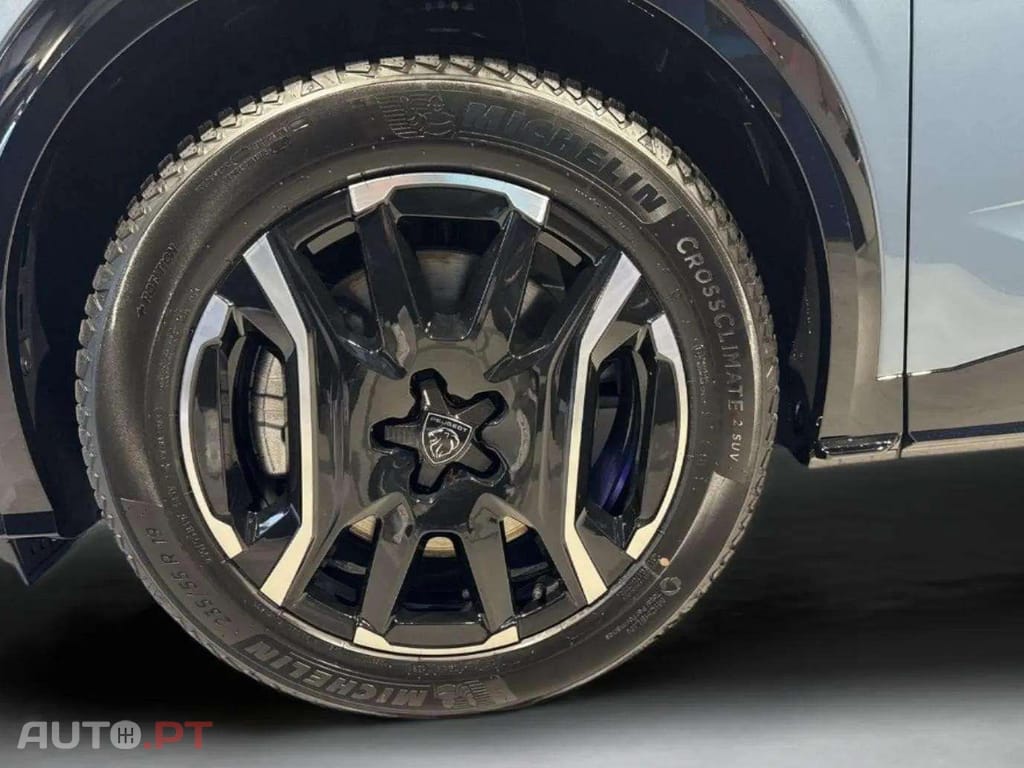 Peugeot E-5008 Business GT