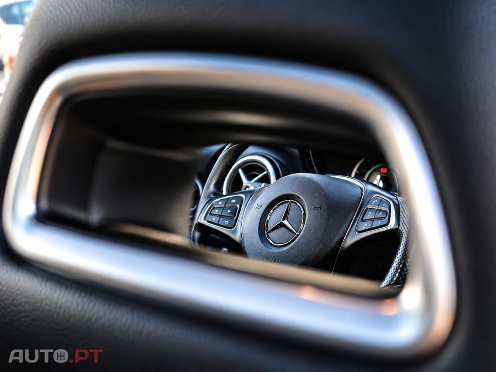 Mercedes-Benz CLA 220 CDi Urban Aut.111g
