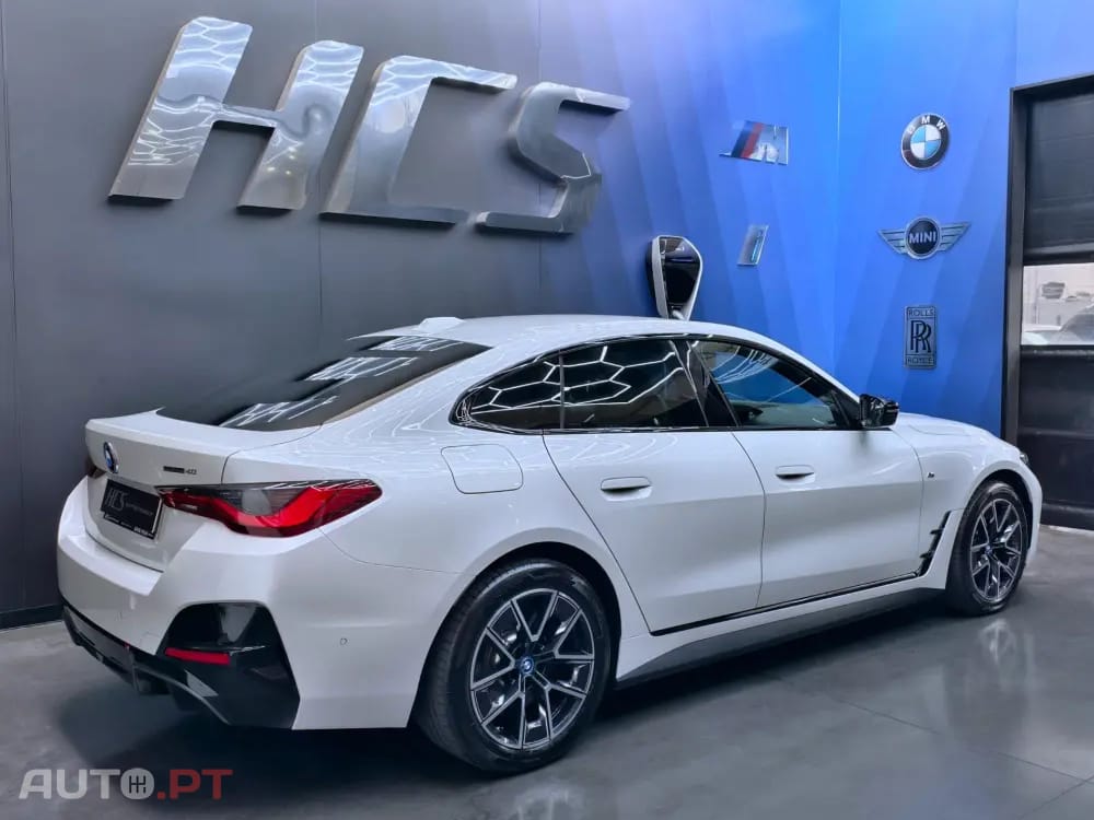 BMW i4 eDrive40 Pack Desportivo M Pro