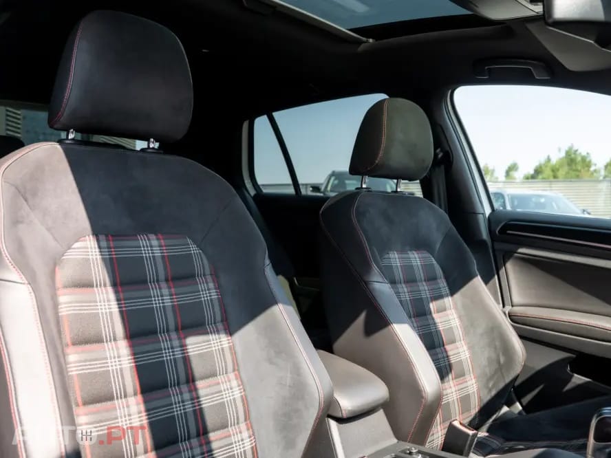 Volkswagen Golf 2.0 TSi GTi DSG Performance