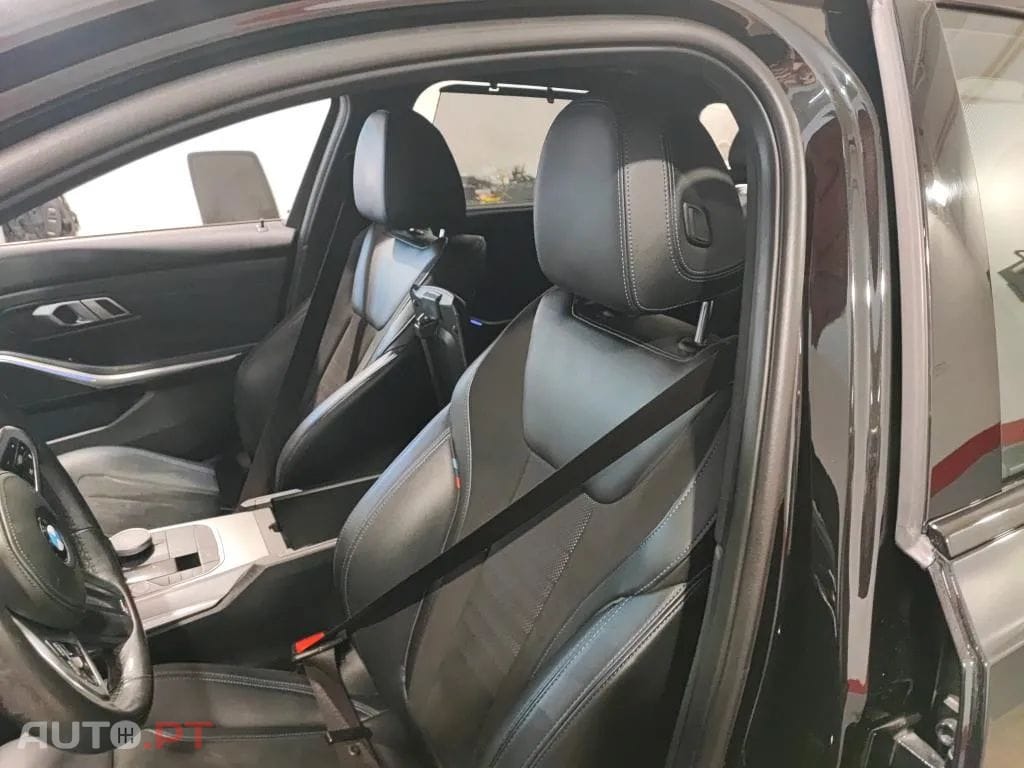 BMW 318 d Touring Pack M Auto