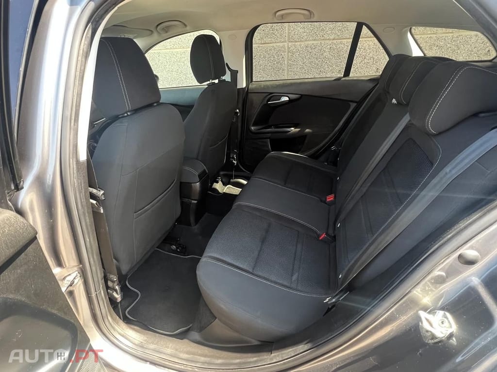 Fiat Tipo 1.3 M-Jet Lounge