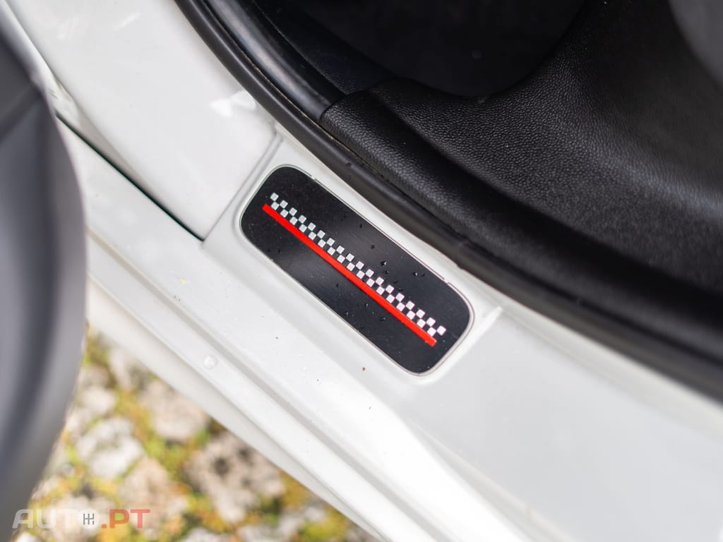 MINI Cooper Cooper Premium JCW Auto