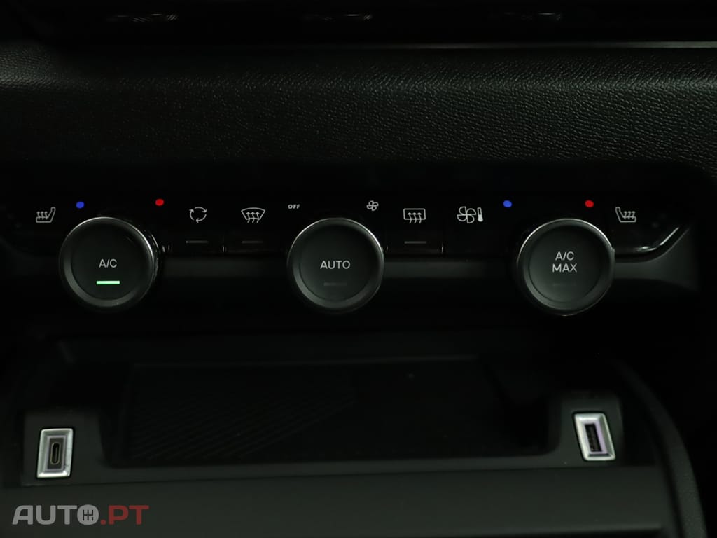 Citroen C4 C4 1.2 PureTech Plus EAT8