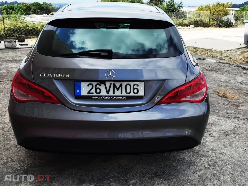 Mercedes-Benz CLA 180 d Shooting Brake