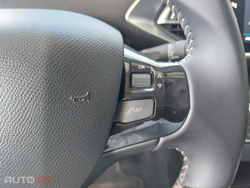 Peugeot 308 1.5 BlueHDi Business Line